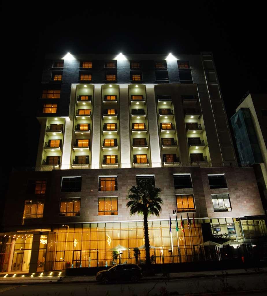Best Western Premier Dynasty 亚的斯亚贝巴 外观 照片